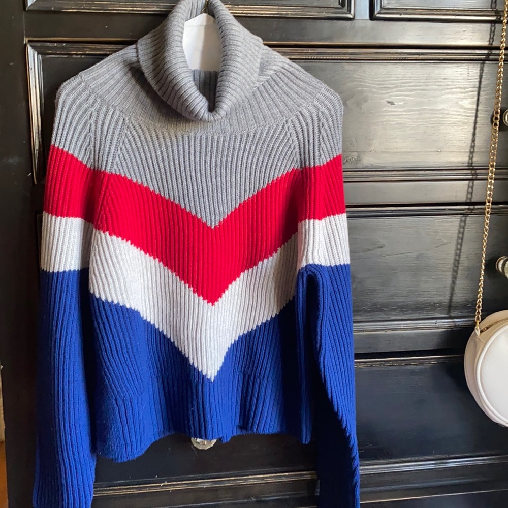 Women's turtle neck sweater